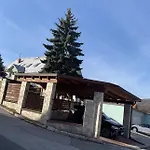 Haskova With 3 Bedrooms Dovolenkový dom Banska Bystrica