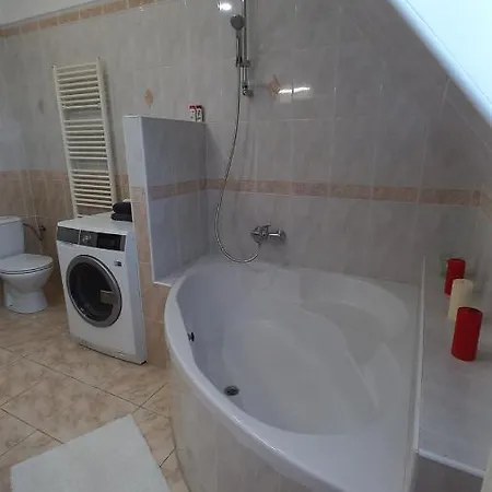 Haskova With 3 Bedrooms *