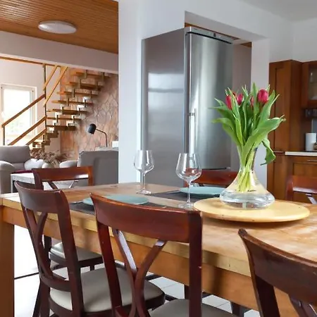 Haskova With 3 Bedrooms *