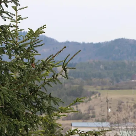 Haskova With 3 Bedrooms Holiday home *