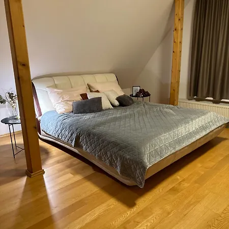 Haskova With 3 Bedrooms *