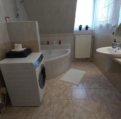 Haskova With 3 Bedrooms Banska Bystrica