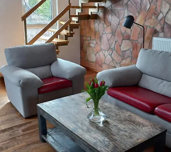 Haskova With 3 Bedrooms Holiday home *