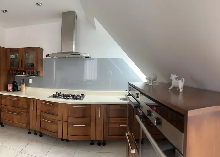 Haskova With 3 Bedrooms Holiday home *